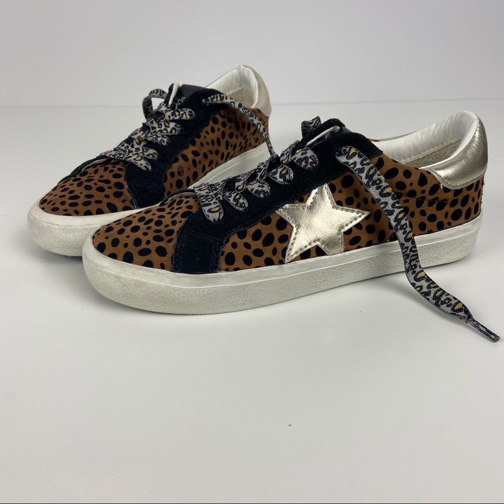 Steve Madden Pilosophy Leopard Multi Star Sneaker